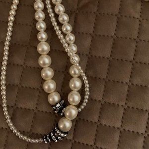 MILLIANNA Pearl and Crystal Long Deco Strand, NWOT